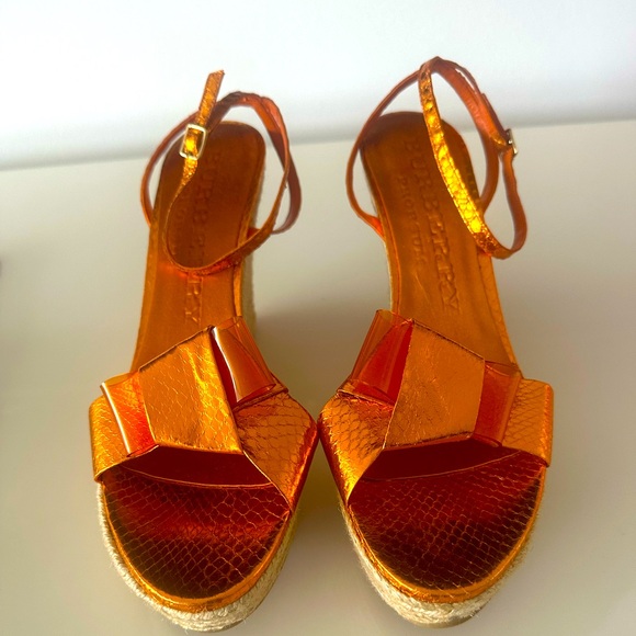 Orange Unique Design Burberry Wedges High Heel Shoes size 40 - Picture 1 of 14